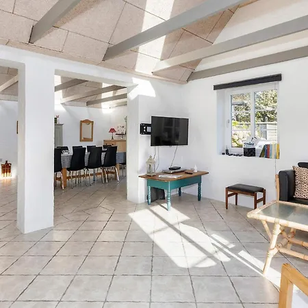 10 Person In Fur-by Traum Dom wakacyjny Fur