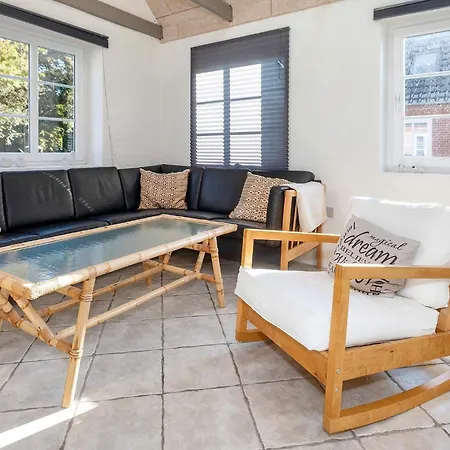 Dom wakacyjny 10 Person In Fur-by Traum Fur