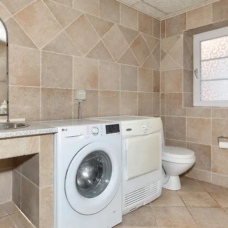 Dom wakacyjny 10 Person In Fur-by Traum